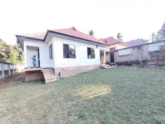3 Bedroom House in Kimara for rent